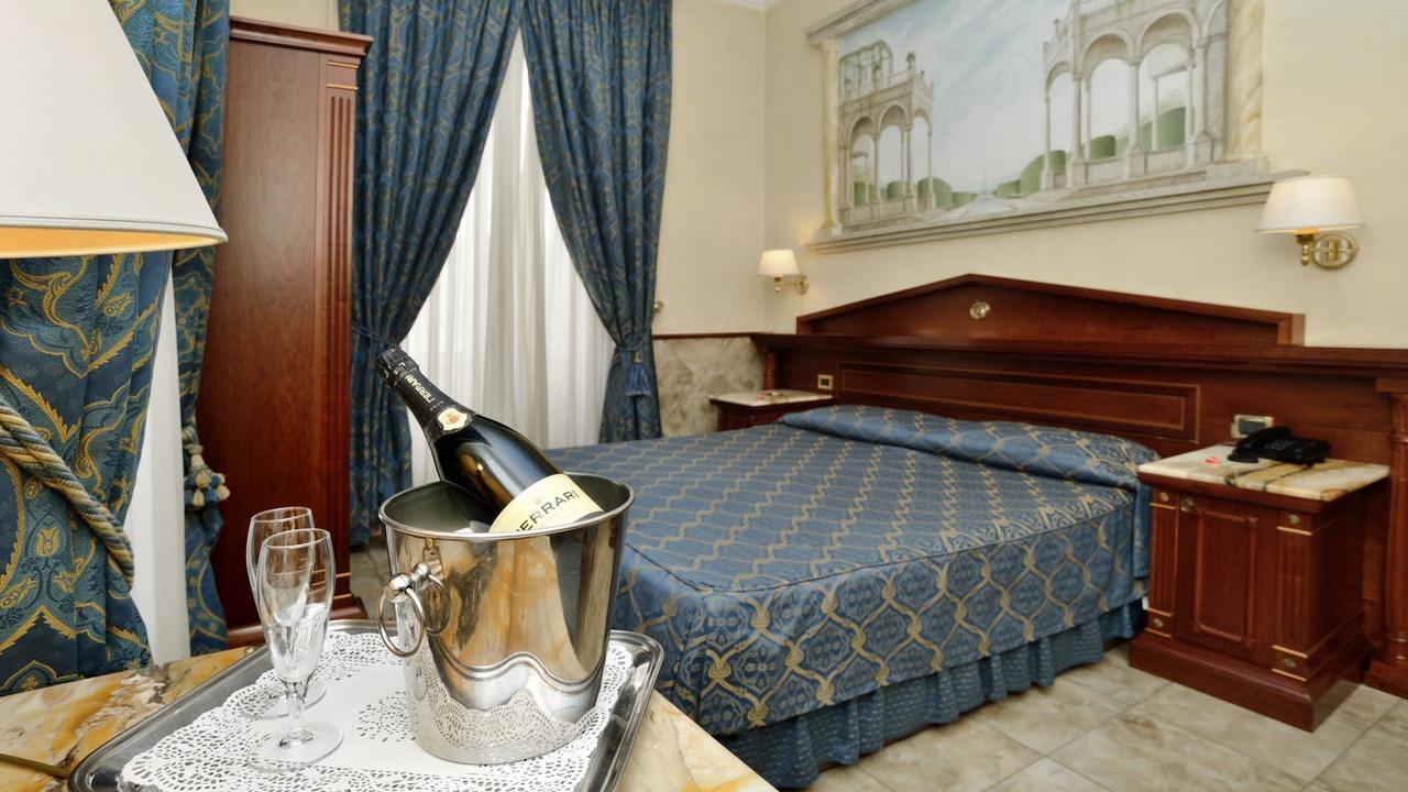 Rooms Hotel Palladium Palace Roma Rooms Hotel Palladium Palace Roma
